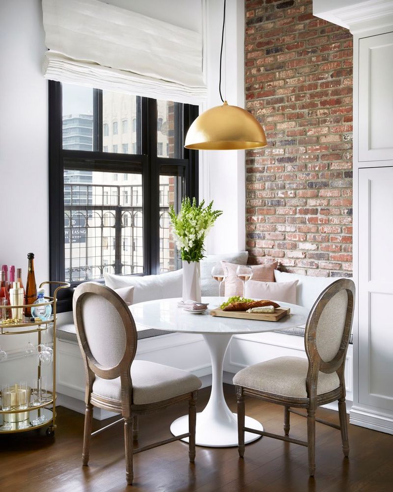 7 Dining Table Ideas for Small Dining Room Spaces